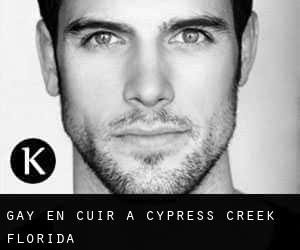 Gay en cuir à Cypress Creek (Florida)